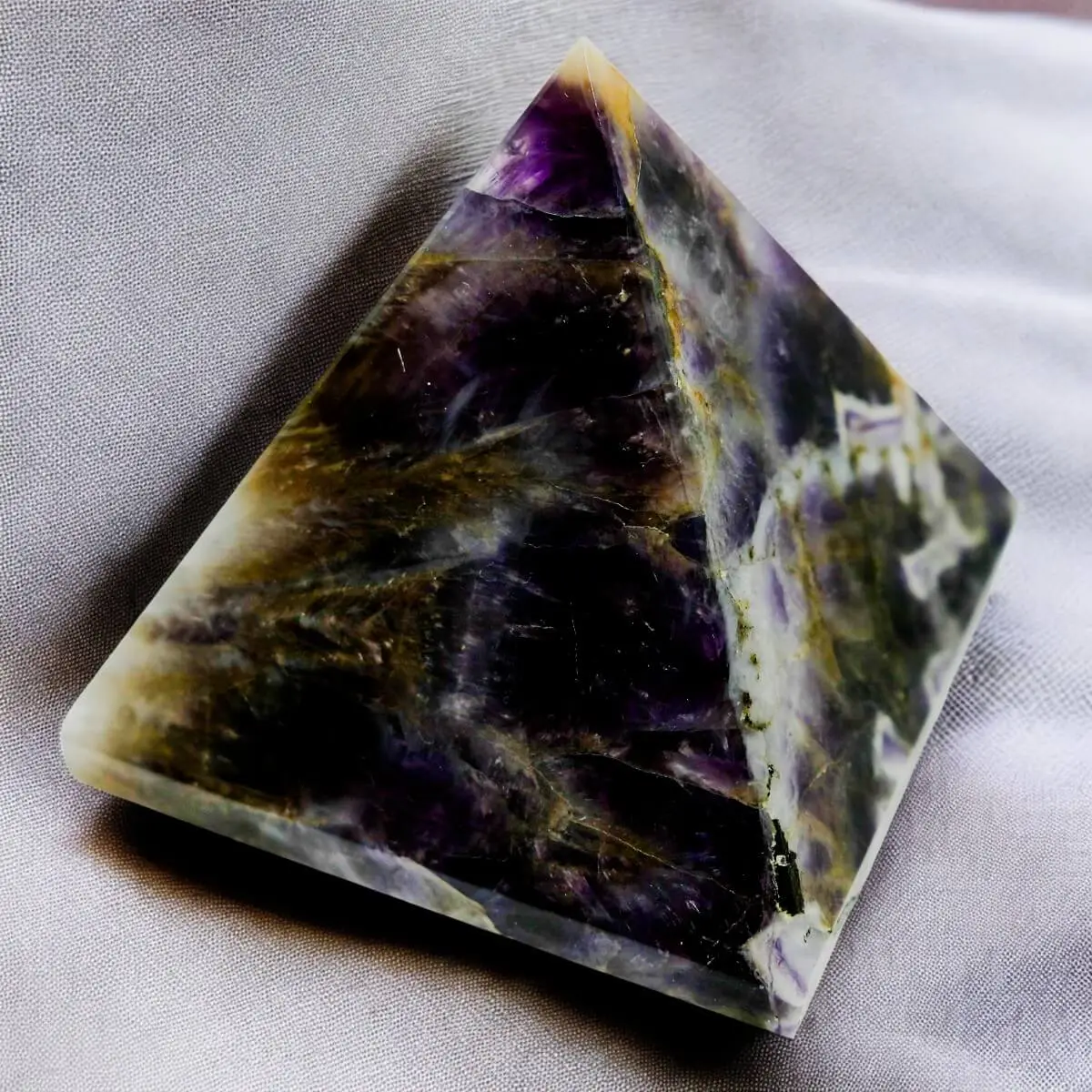 Amethyst Pyramid AAA Quality