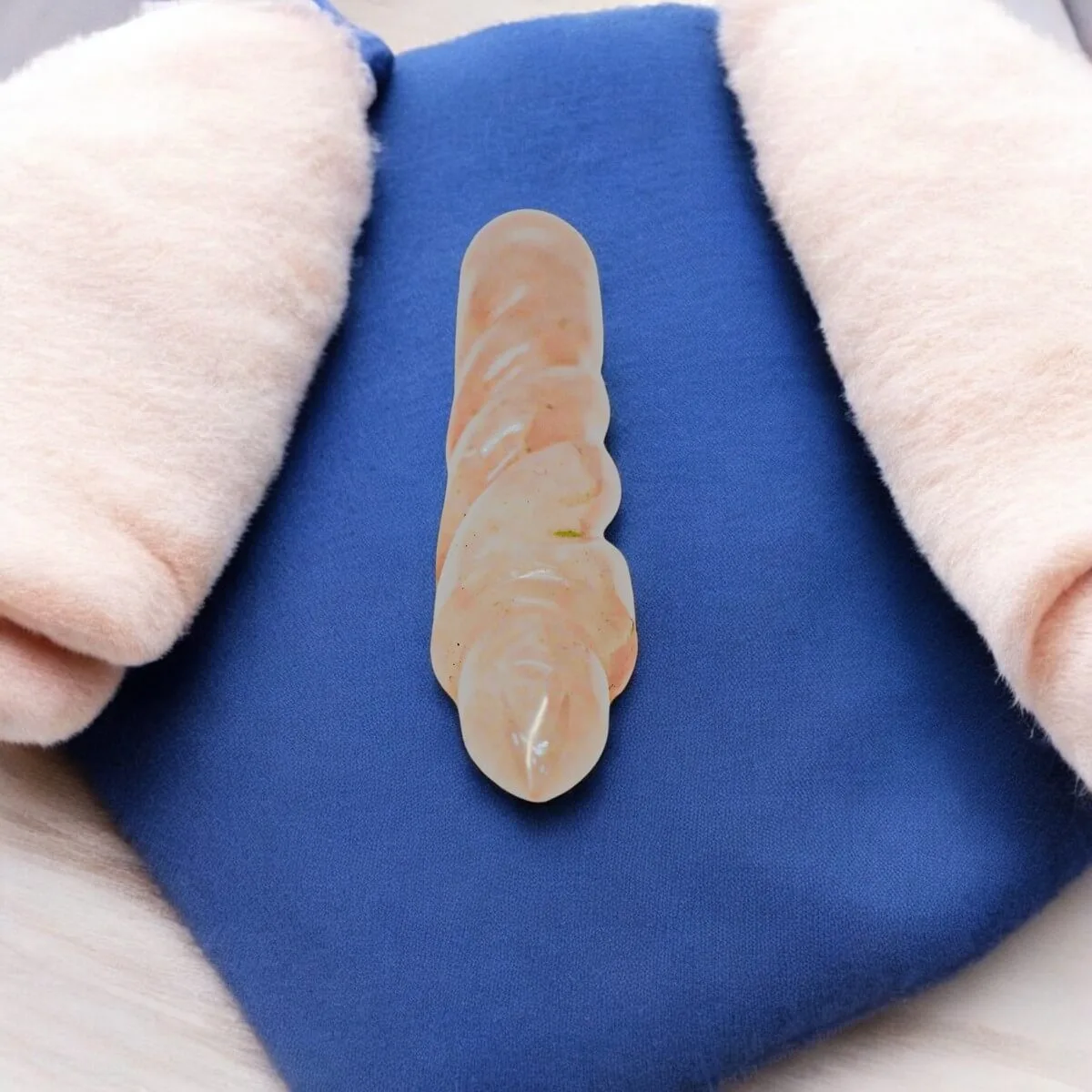 Rose Quartz Spiral Healing Wand AAA Quality - Image 3