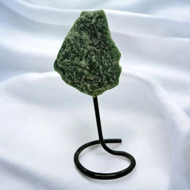 Green Aventurine Rough Standy AAA Quality