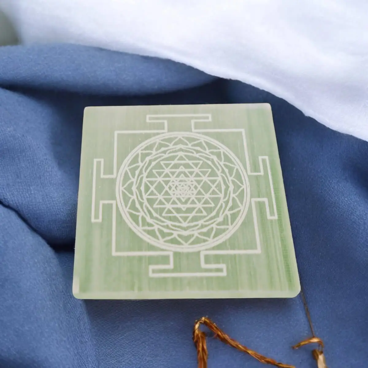 Shri Yantra Selenite Plate AAA Quality - Image 4